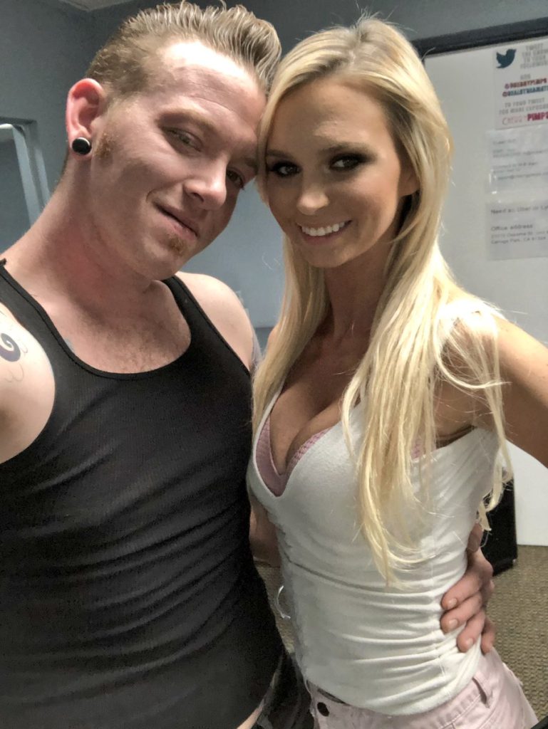 Astrid Star & Johnny Goodluck selfie