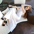 Elegant Emily Bloom - image control.gallery.php